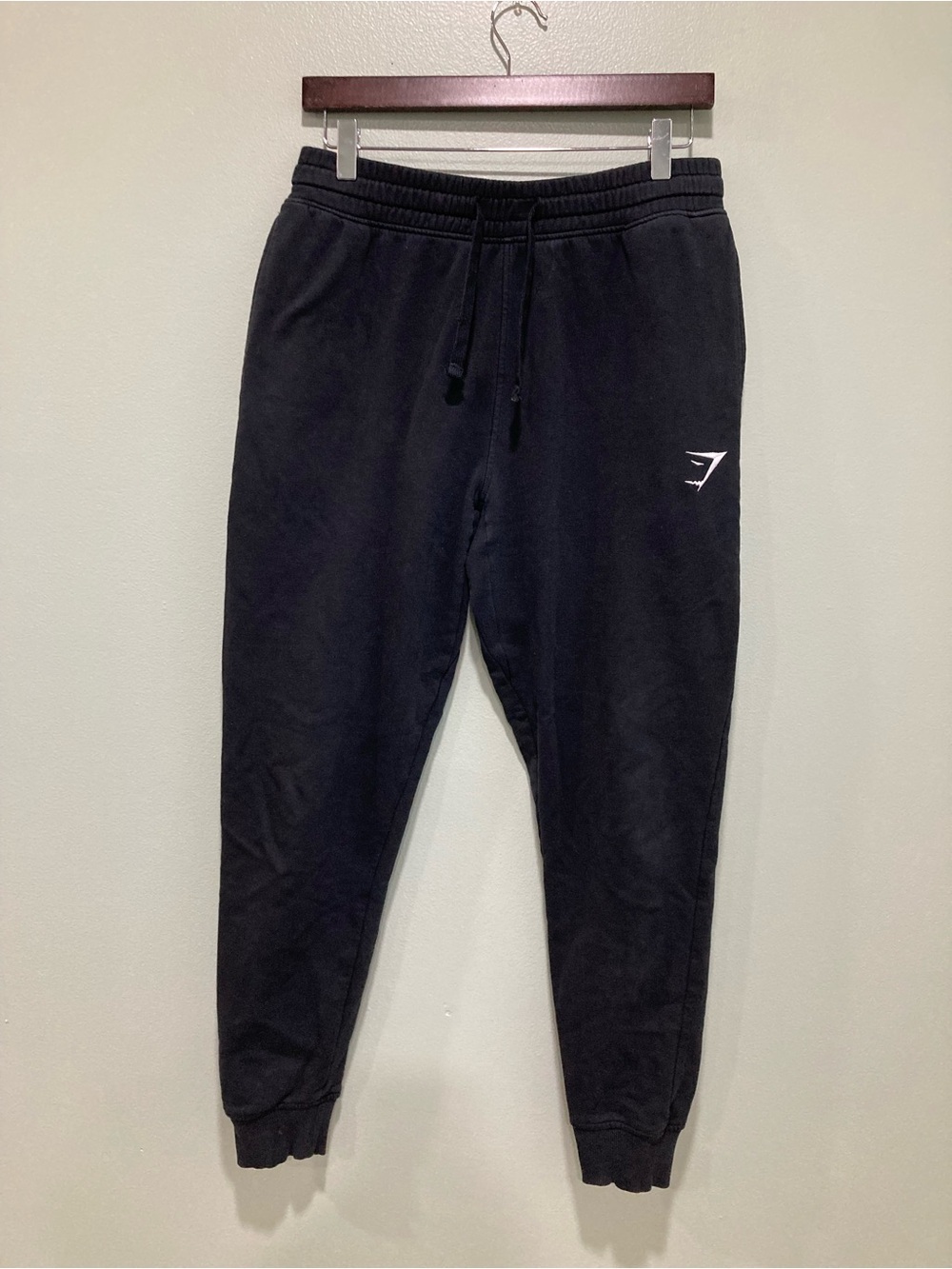 GYMSHARK - Black Jogger Sweats